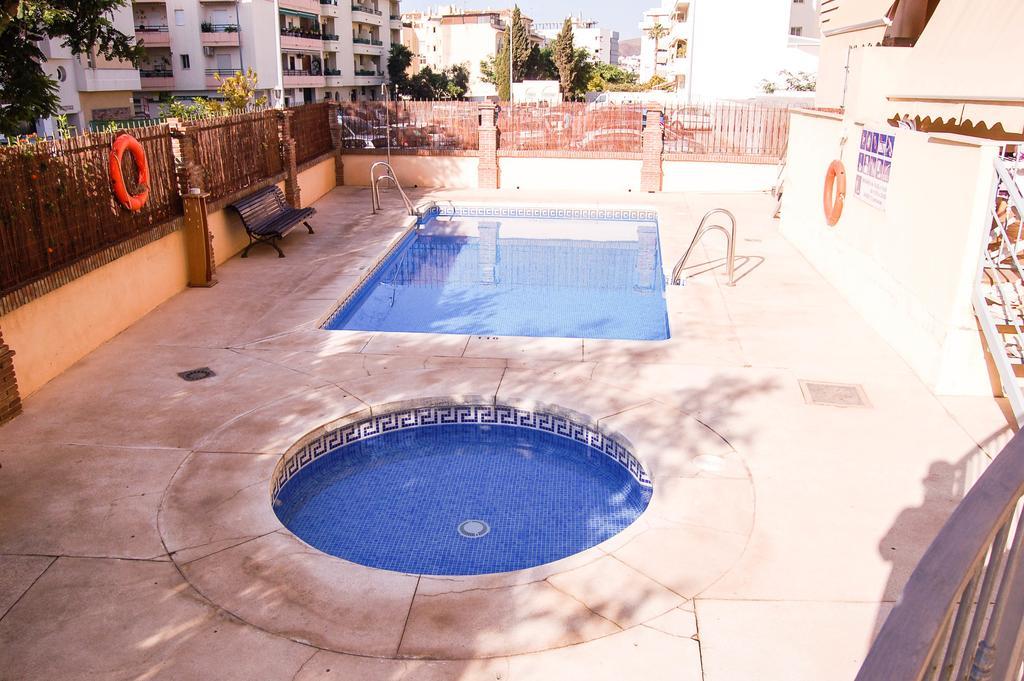 Apartamento Cala Bajo Nerja Εξωτερικό φωτογραφία